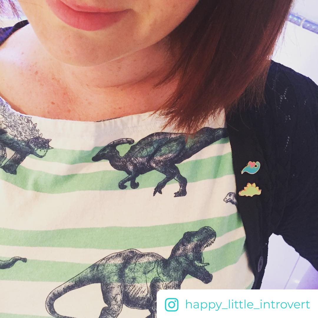 Sleepy Stegosaurus Pin - Oh Plesiosaur